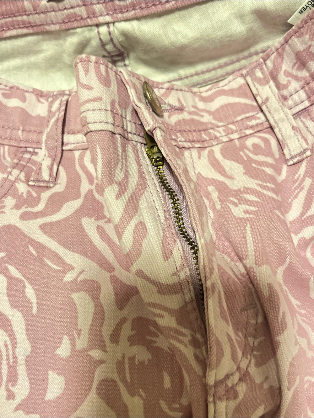 Lee Natural Fit Women’s Size 12 Medium Purple & Ivory Floral Jeans NWT - Picture 11 of 12